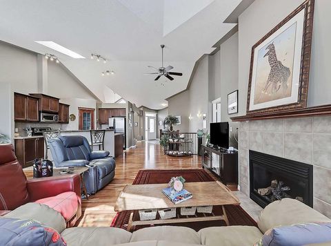 Tiny photo for 439 Rocky Vista Gardens NW, Calgary, AB T3G 5V1 (MLS # A2301725)