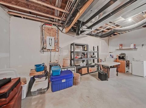 Tiny photo for 439 Rocky Vista Gardens NW, Calgary, AB T3G 5V1 (MLS # A2301725)