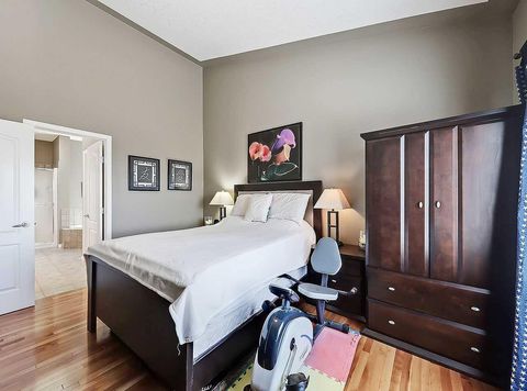 Tiny photo for 439 Rocky Vista Gardens NW, Calgary, AB T3G 5V1 (MLS # A2301725)