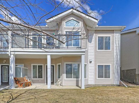 Tiny photo for 439 Rocky Vista Gardens NW, Calgary, AB T3G 5V1 (MLS # A2301725)