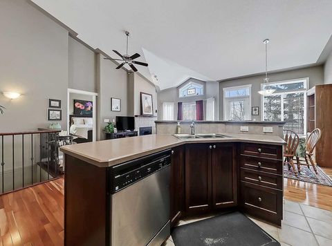 Tiny photo for 439 Rocky Vista Gardens NW, Calgary, AB T3G 5V1 (MLS # A2301725)