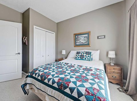 Tiny photo for 439 Rocky Vista Gardens NW, Calgary, AB T3G 5V1 (MLS # A2301725)