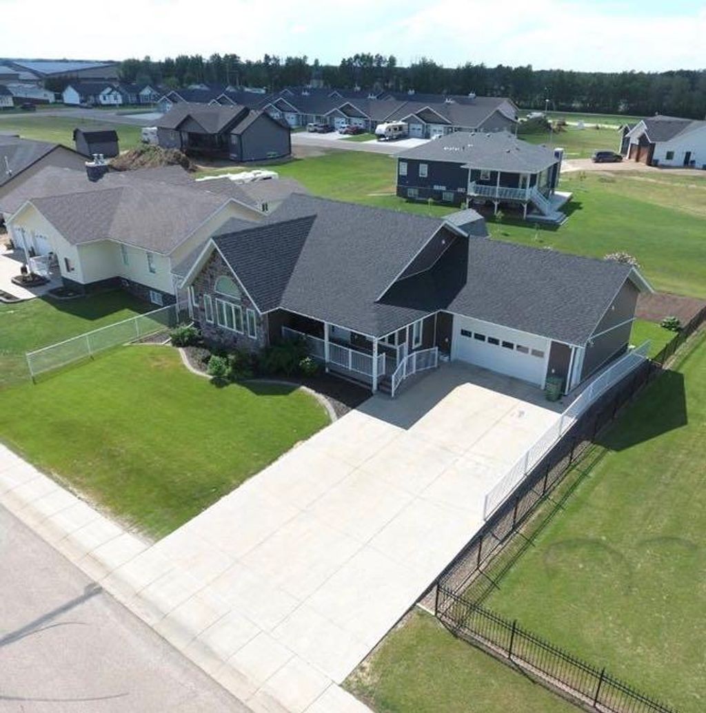 Photo of 9926 110 Street, La Crete, AB T0H 2H0 (MLS # A2291529)