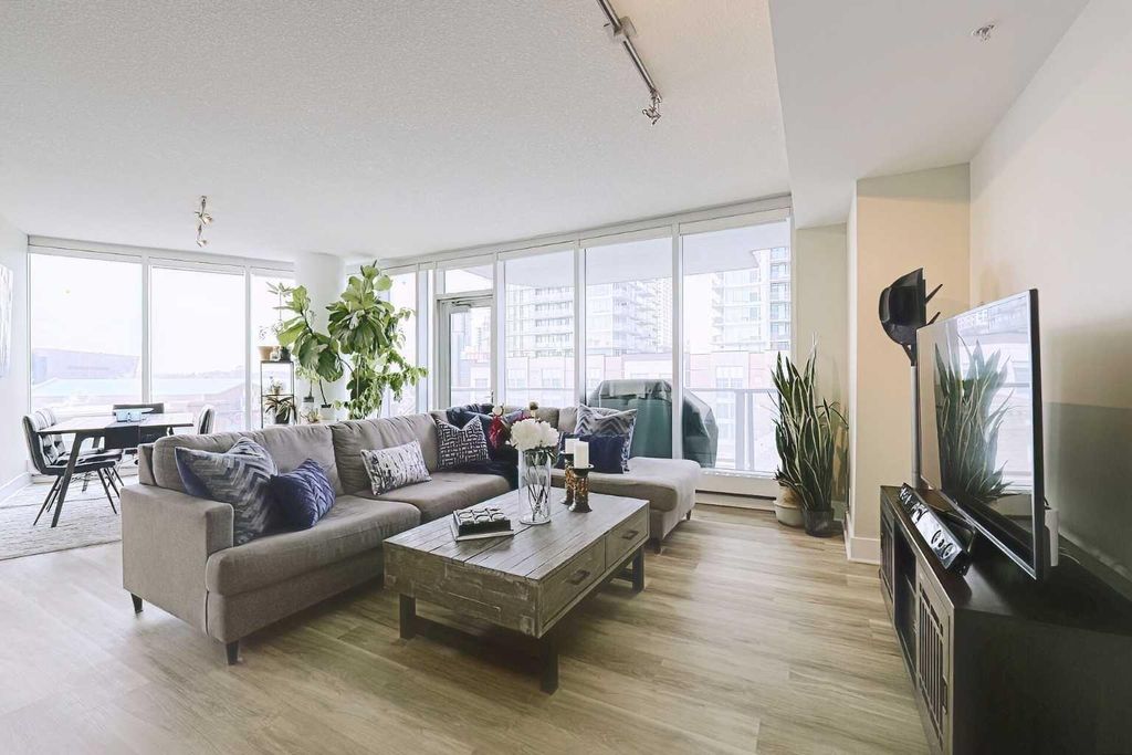 Photo of 433 11 Avenue SE #705, Calgary, AB T2G 0C7 (MLS # A2295882)