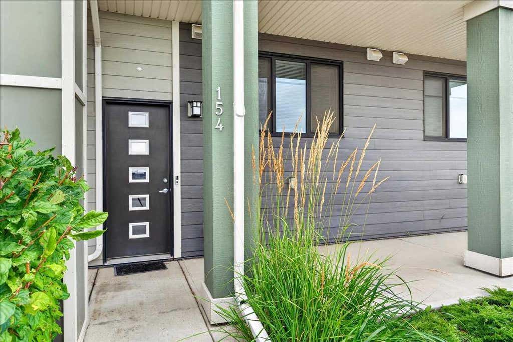 Photo of 154 Seton Passage SE, Calgary, AB T3M 3A6 (MLS # A2336916)