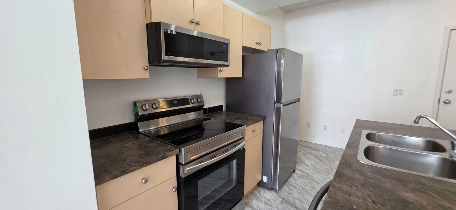 73 Erin Woods Court SE 1206