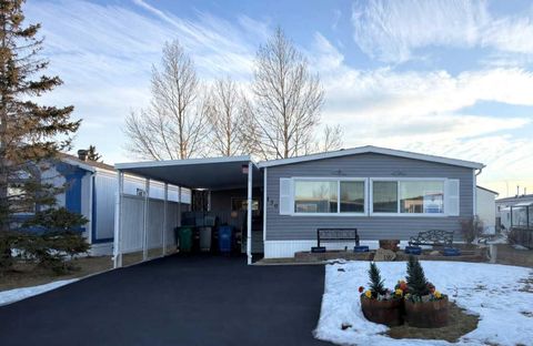 99 Arbour Lake Road NW 130 Calgary AB T3G 4E4