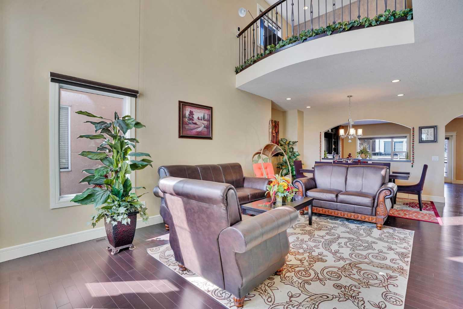 9 Saddlelake Grove NE