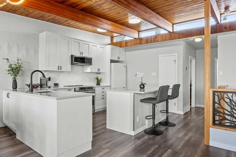Photo of 3910 12 Avenue SW, Calgary, AB T3C 0S8 (MLS # A2343390)