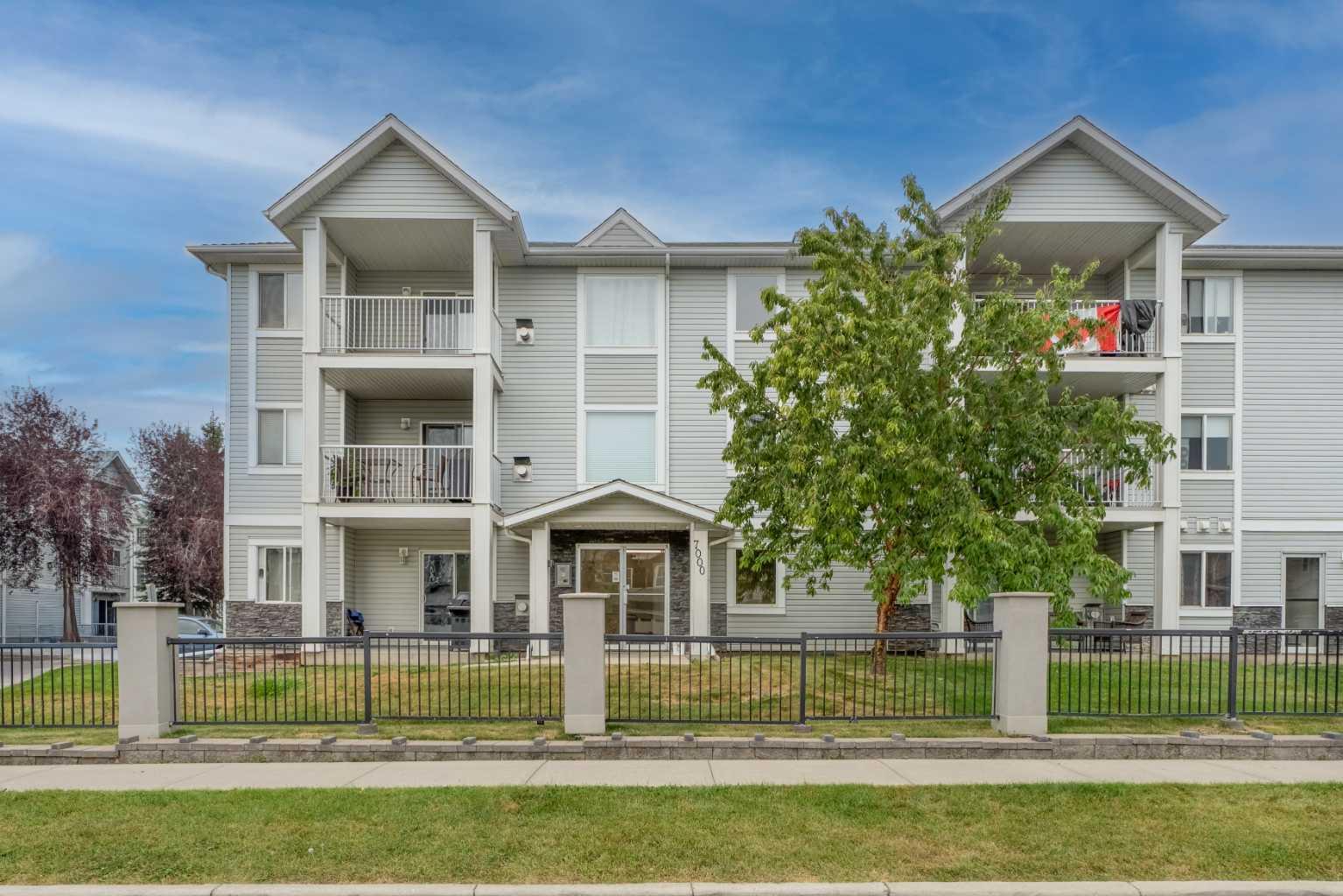 7202 Valleyview Park SE 202