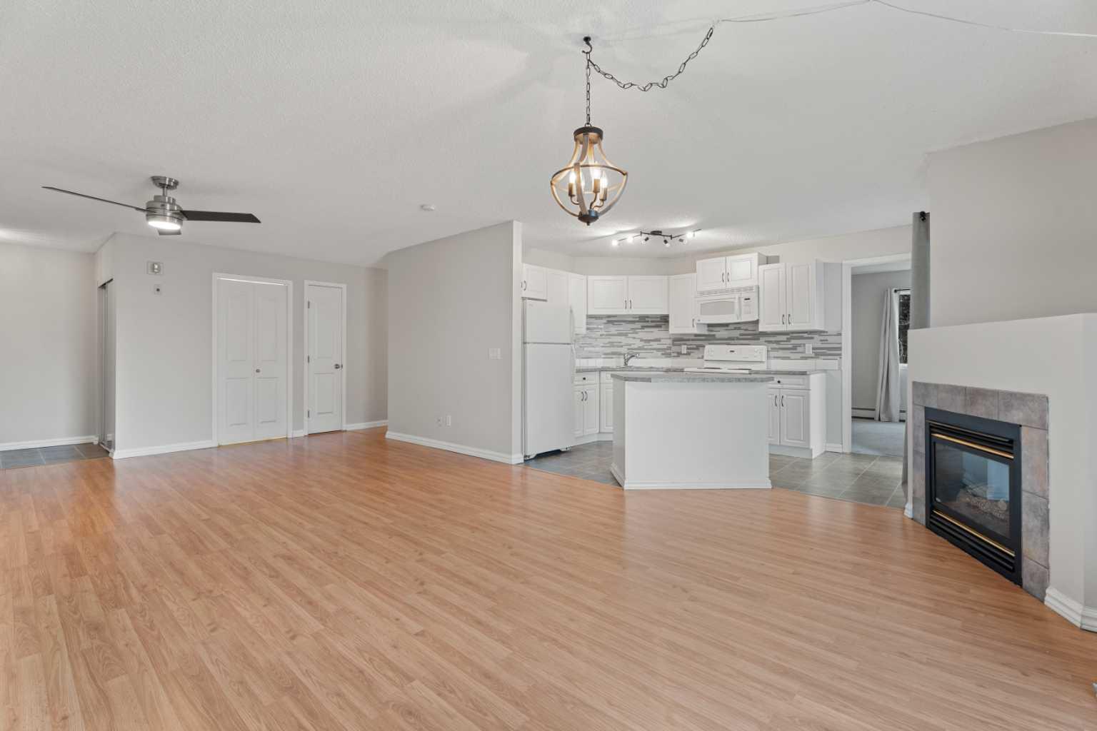 7202 Valleyview Park SE 202