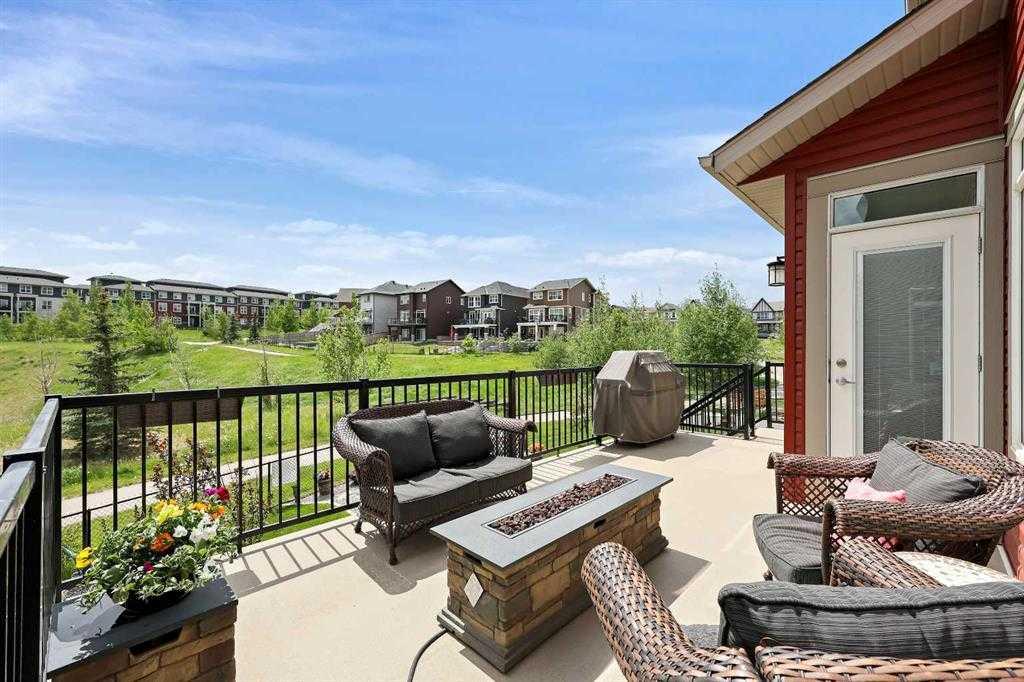 72 Nolanlake View NW