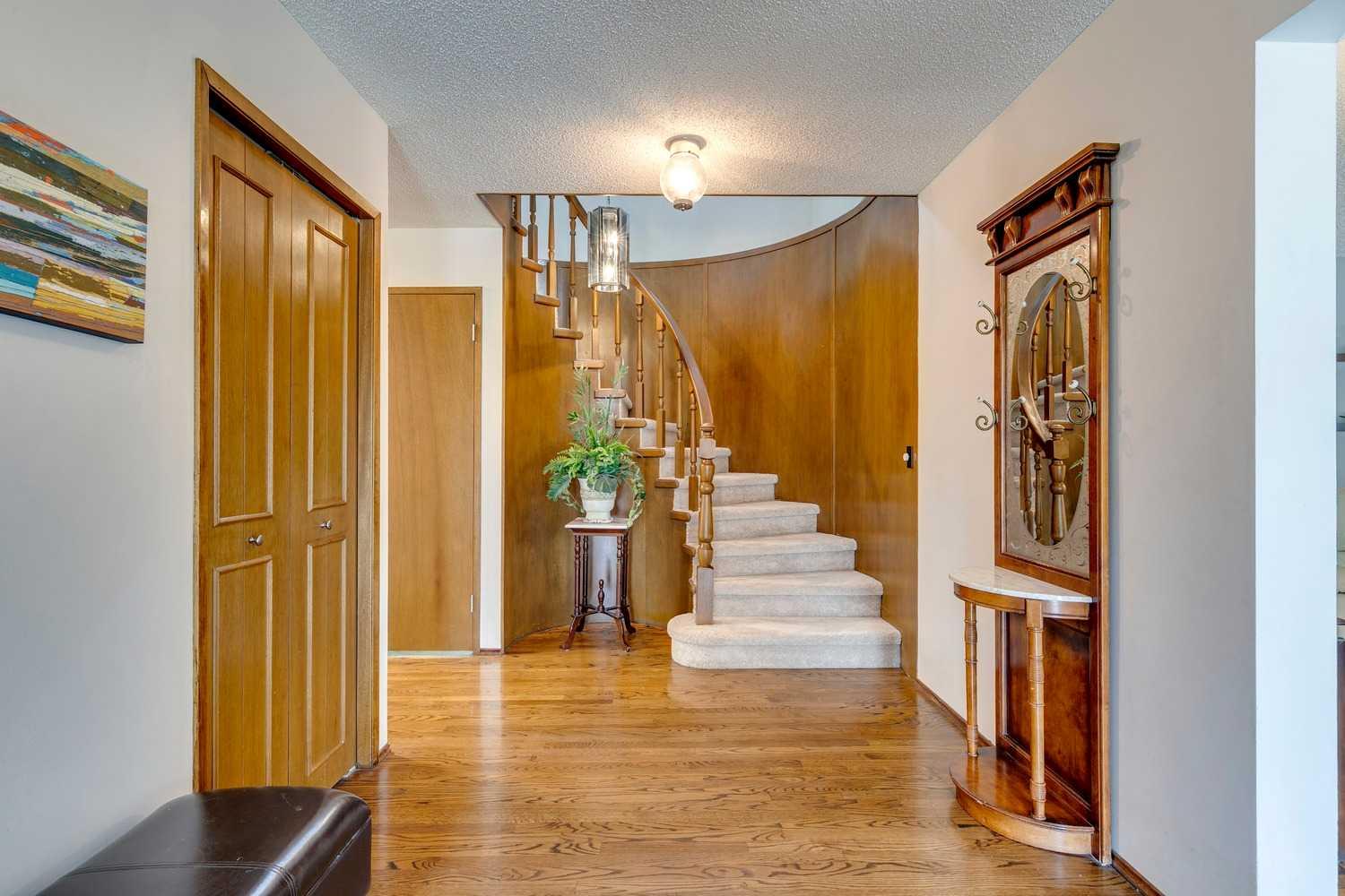 44 Deermont Road SE