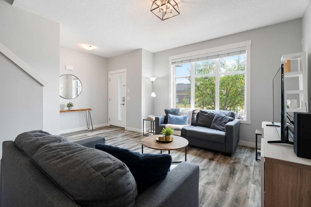 Photo of 56 Skyview Circle NE, Calgary, AB T3N 0V3 (MLS # A2334791)