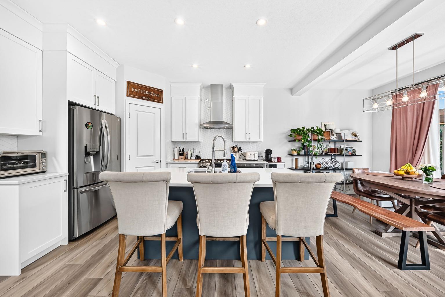 118 Belmont Crescent SW