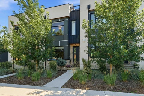Photo of 3250 18 Street SW, Calgary, AB T2T 6S5 (MLS # A2329923)