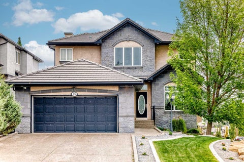 Photo of 18 Royal Ridge Link NW, Calgary, AB T3G 5Z3 (MLS # A2316226)
