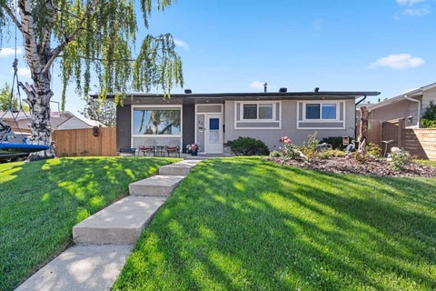 Photo of 80 Allandale Close SE, Calgary, AB T2H 1V9 (MLS # A2328244)