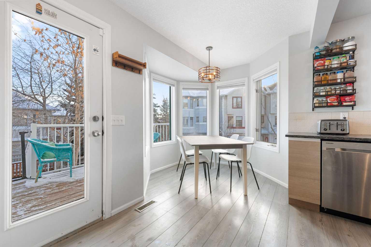 60 Prominence View SW