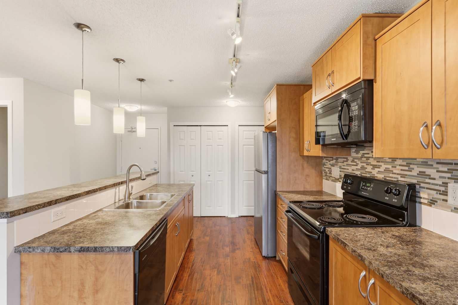 700 Willowbrook Road NW 2323