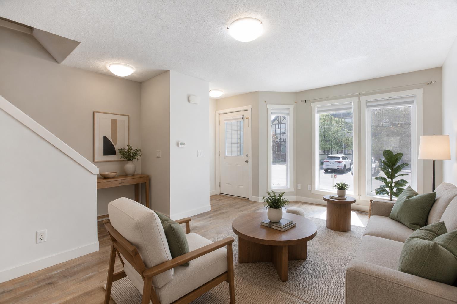 2445 Kingsland Road SE 1004