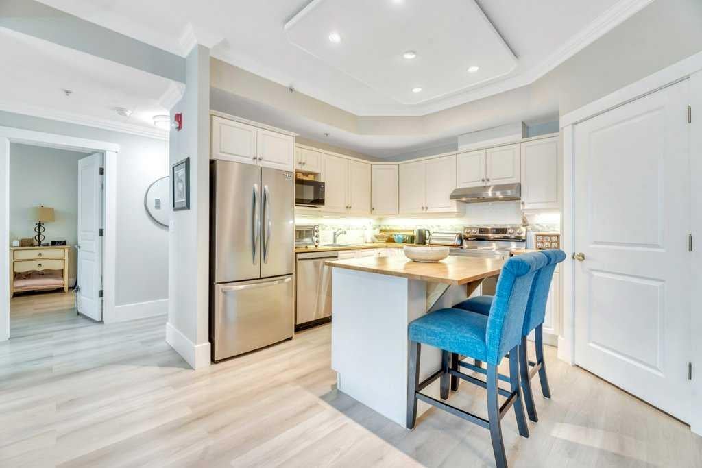 4 14 Street NW 210