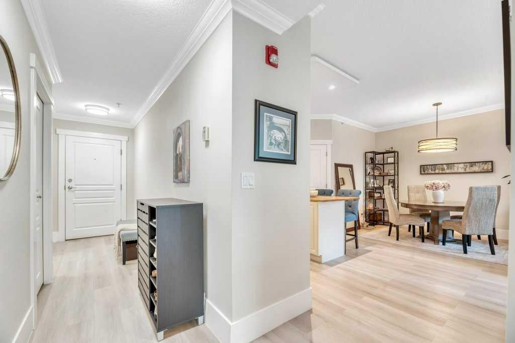 4 14 Street NW 210