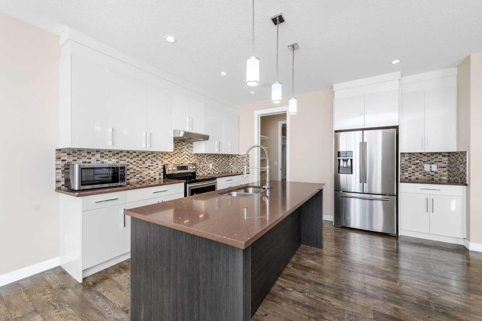 244 Baysprings Gardens SW