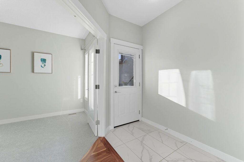 240 Nolanhurst Crescent NW