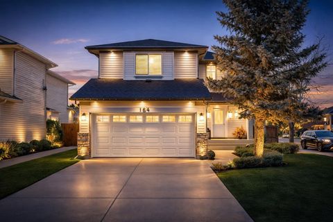 Photo of 164 West Lakeview Circle, Chestermere, AB T1X 1H7 (MLS # A2292609)