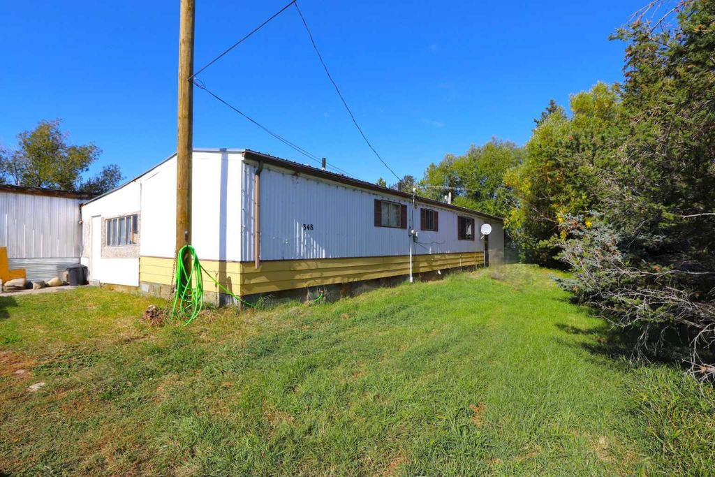 Photo of 290 2 Avenue NW, Glenwood, AB T0K 2R0 (MLS # A2264942)
