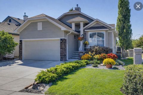 701 Cimarron Close Okotoks AB T1S 1X3