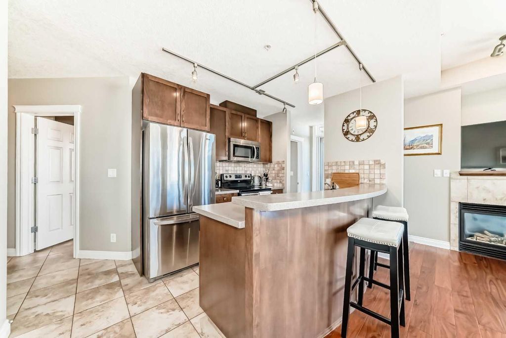 Photo of 24 Hemlock Crescent SW #3506, Calgary, AB T3C 2Z1 (MLS # A2304521)