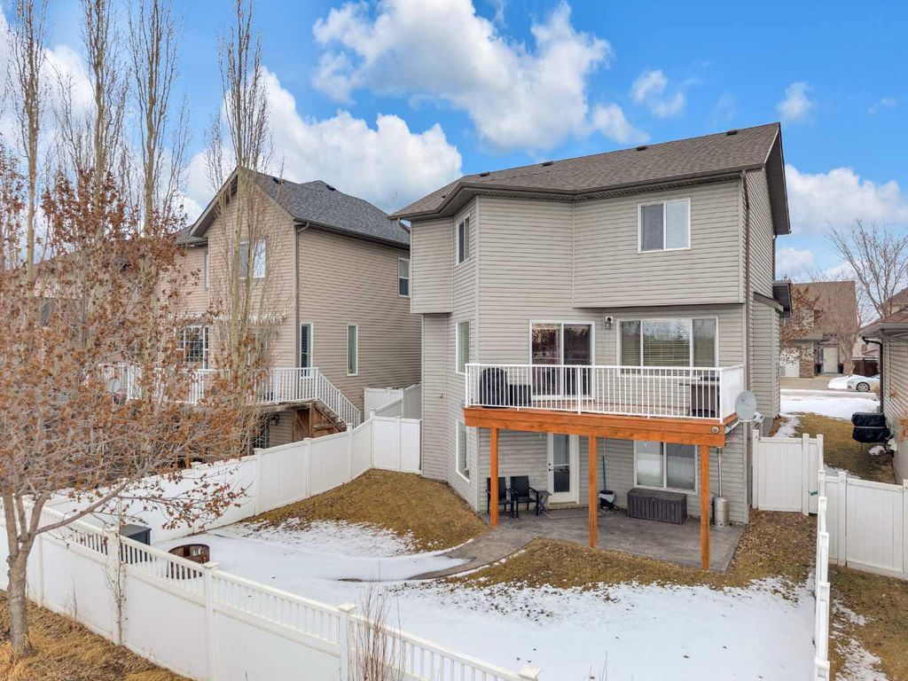 Photo of 144 Wiley Crescent, Red Deer, AB T4N 7G7 (MLS # A2288813)