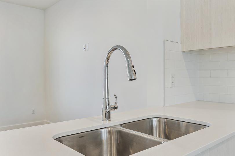 1862 Cornerstone Boulevard NE 124