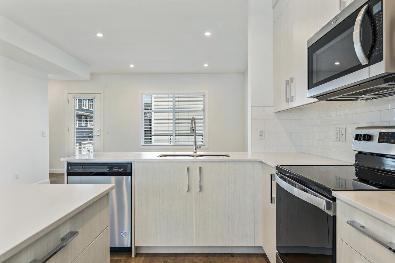 1862 Cornerstone Boulevard NE 124