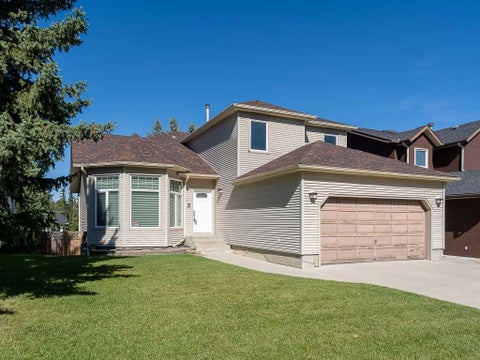 Photo of 44 Straddock Crescent SW, Calgary, AB T3H 2P2 (MLS # A2346414)