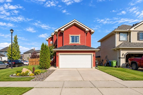 Photo of 1412 Bayside Avenue SW, Airdrie, AB T4B 2X4 (MLS # A2349541)
