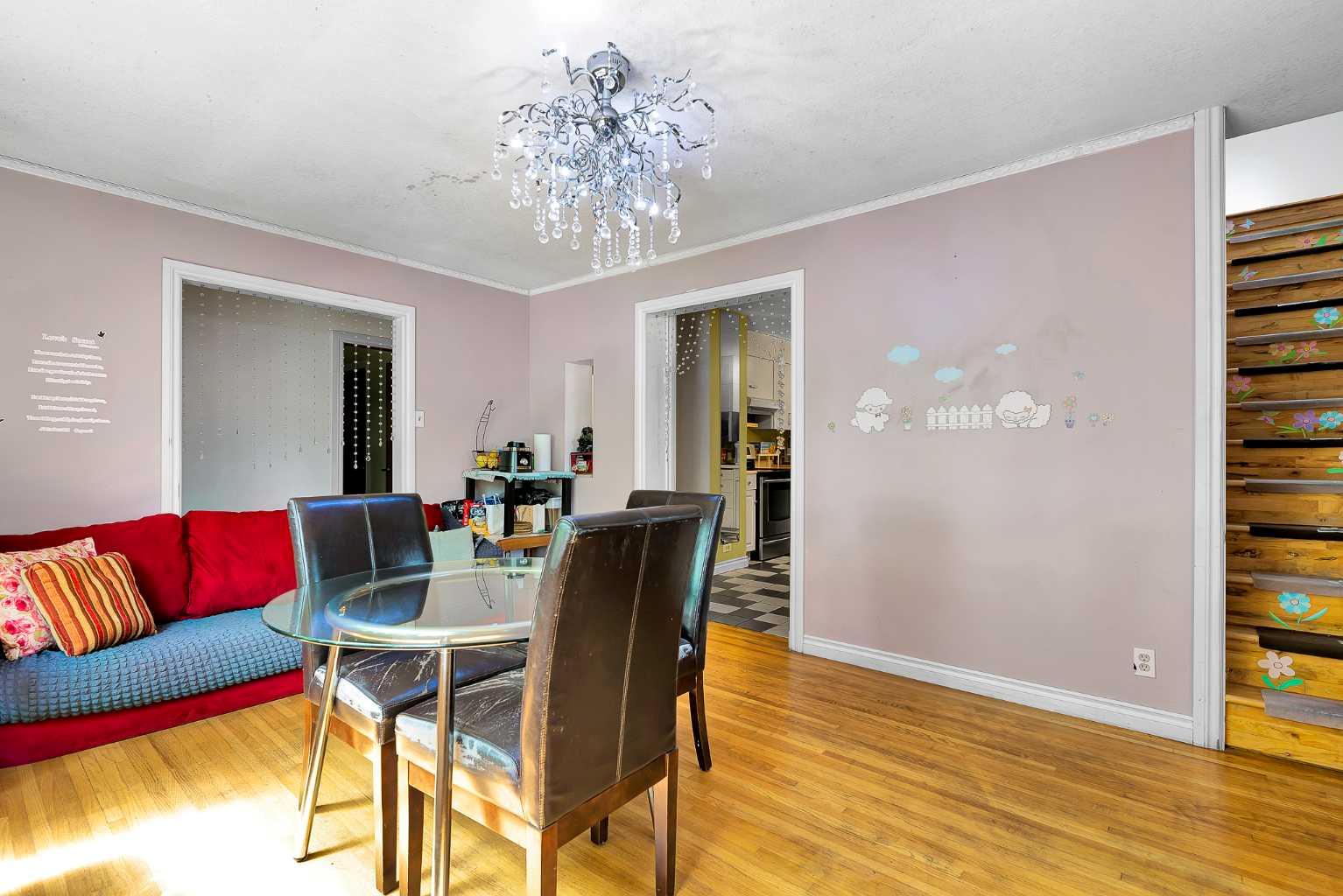 6 Tipton Place NW
