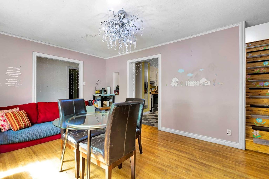 Photo of 6 Tipton Place NW, Calgary, AB T2K 3L5 (MLS # A2330357)