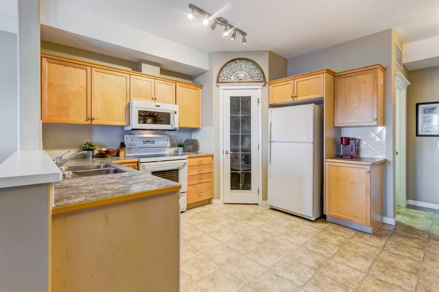 15 Everstone Drive SW 413