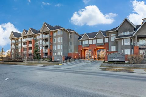 15 Everstone Drive SW 413 Calgary AB T2Y 5B5