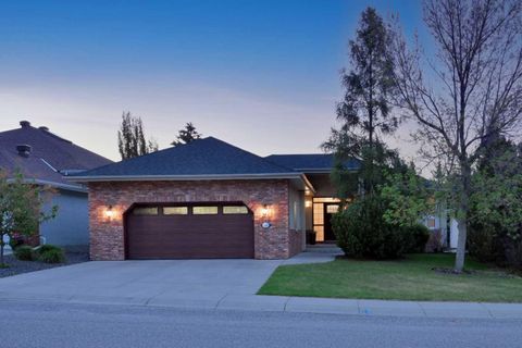 Photo of 156 Christie Park View SW, Calgary, AB T3H 2Z5 (MLS # A2309596)