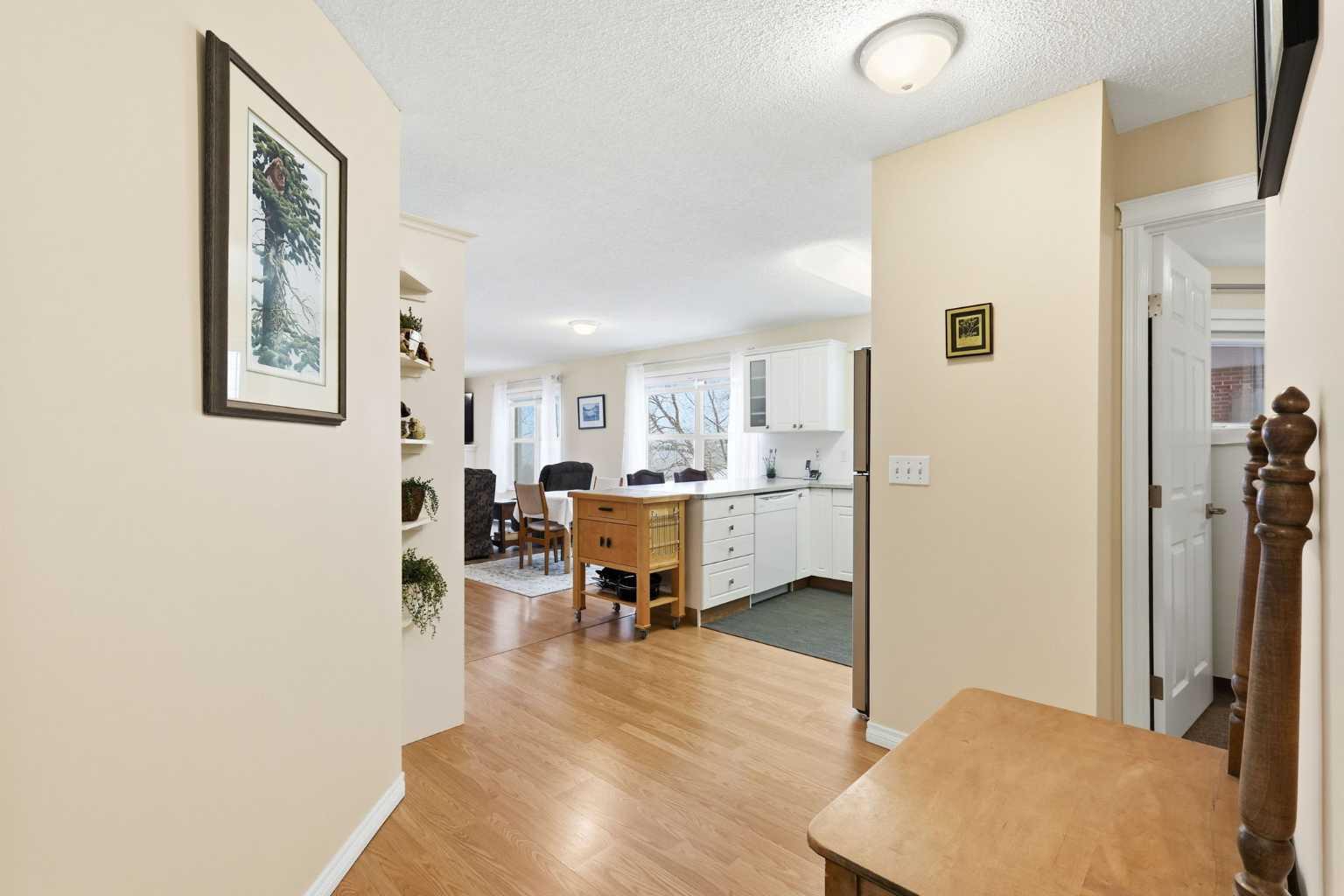 6900 Hunterview Drive NW 112