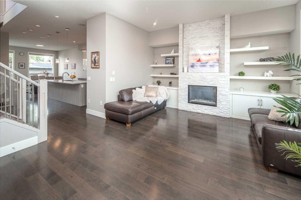 Photo of 464 29 Avenue NW, Calgary, AB T2M 4W4 (MLS # A2346445)