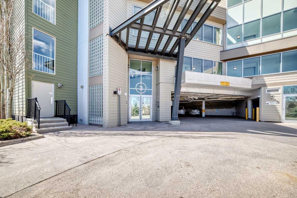 Photo of 4303 1 Street NE #527, Calgary, AB T2E 7M3 (MLS # A2310447)