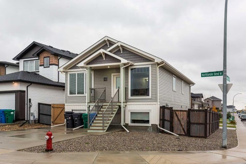 Photo of 319 Northlander Bend W, Lethbridge, AB T1J 5N4 (MLS # A2354641)