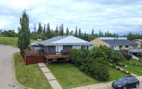 Photo of 418 Ross Haven Drive, Fort McMurray, AB T9H 3P4 (MLS # A2335683)
