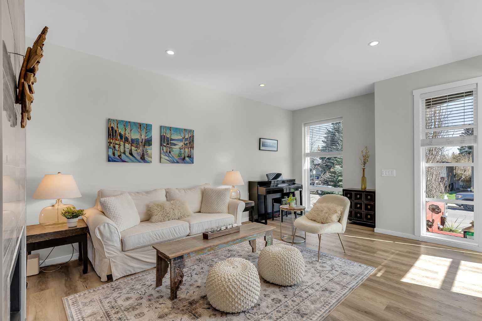 2729 Cochrane Road NW