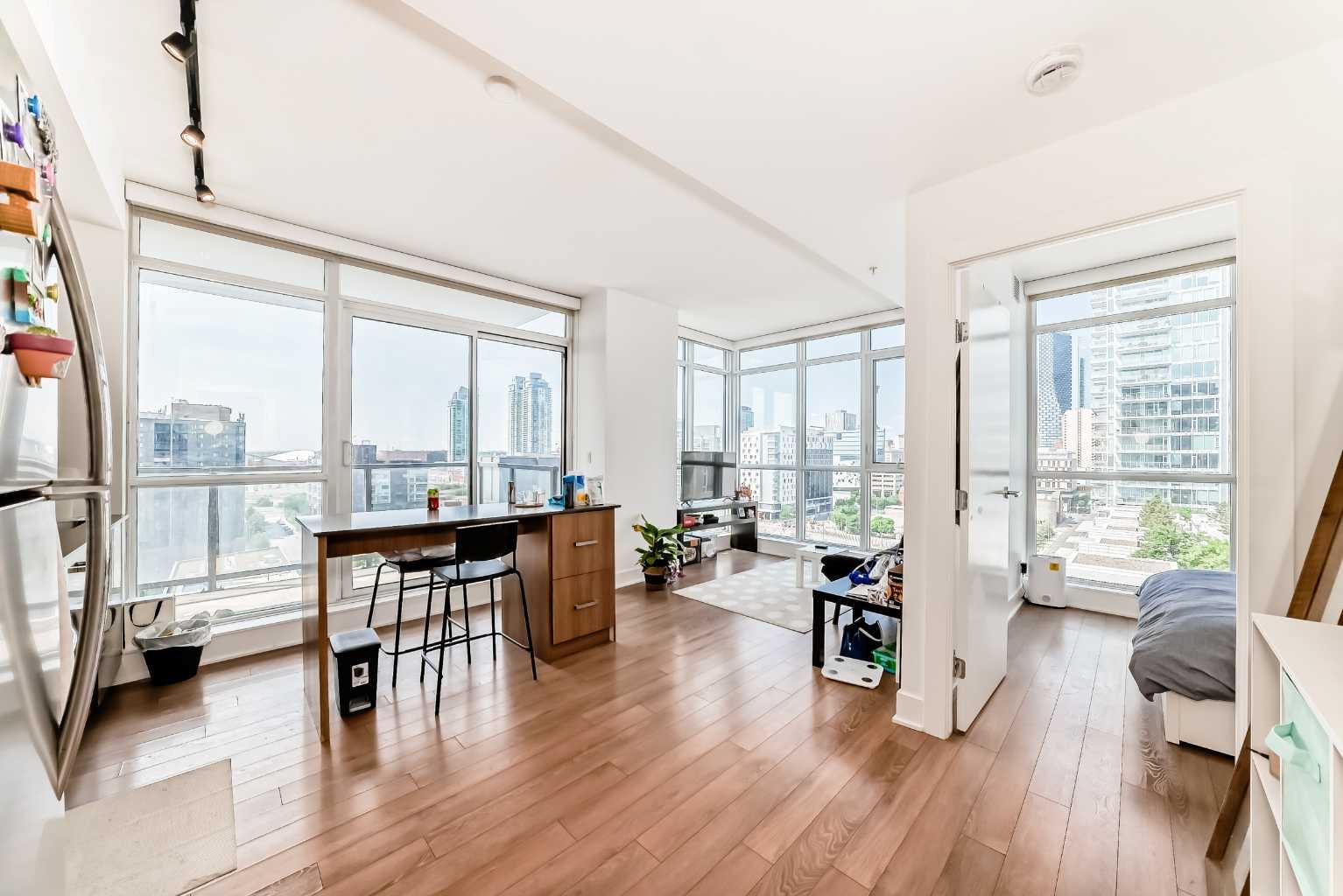 550 Riverfront Avenue SE 1202